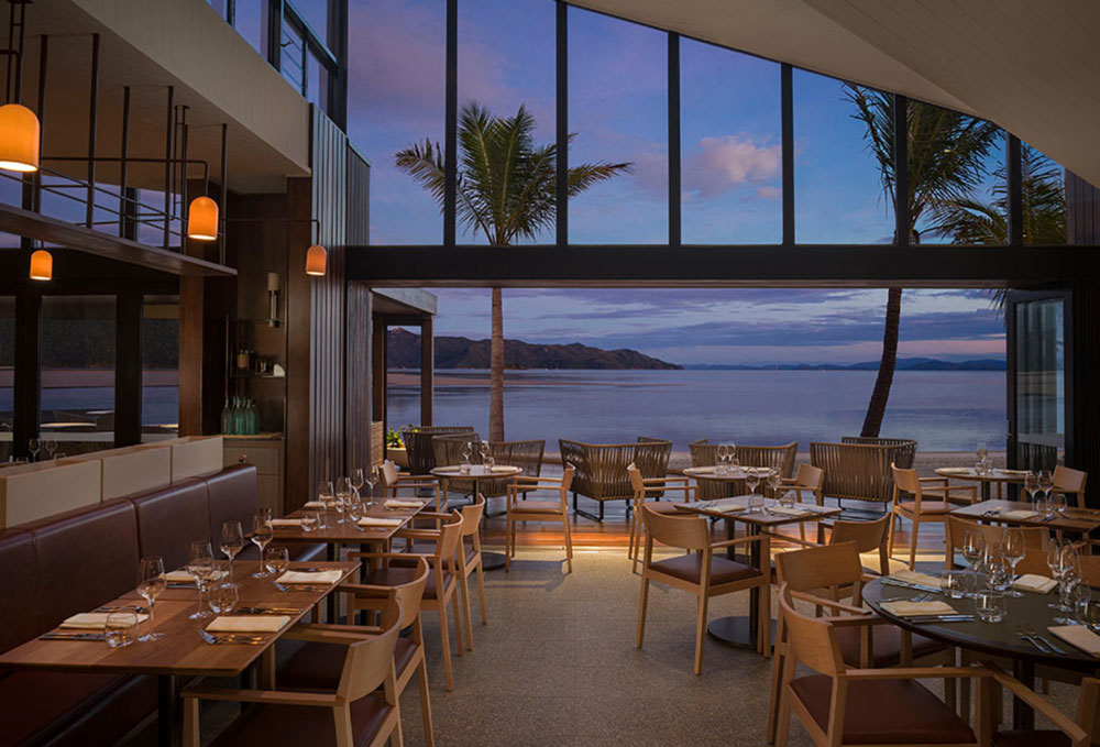 Dinner: Pacific Restaurant Seafood Buffet - InterContinental Hayman Island