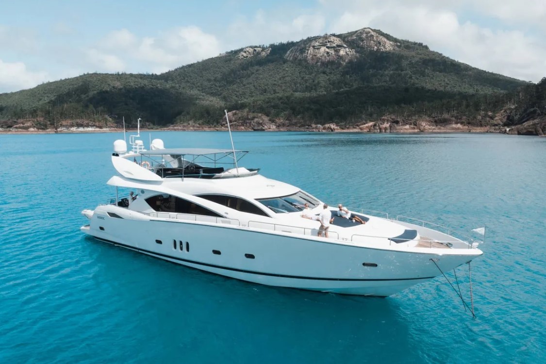 ALANI | Hayman Island Private Charter