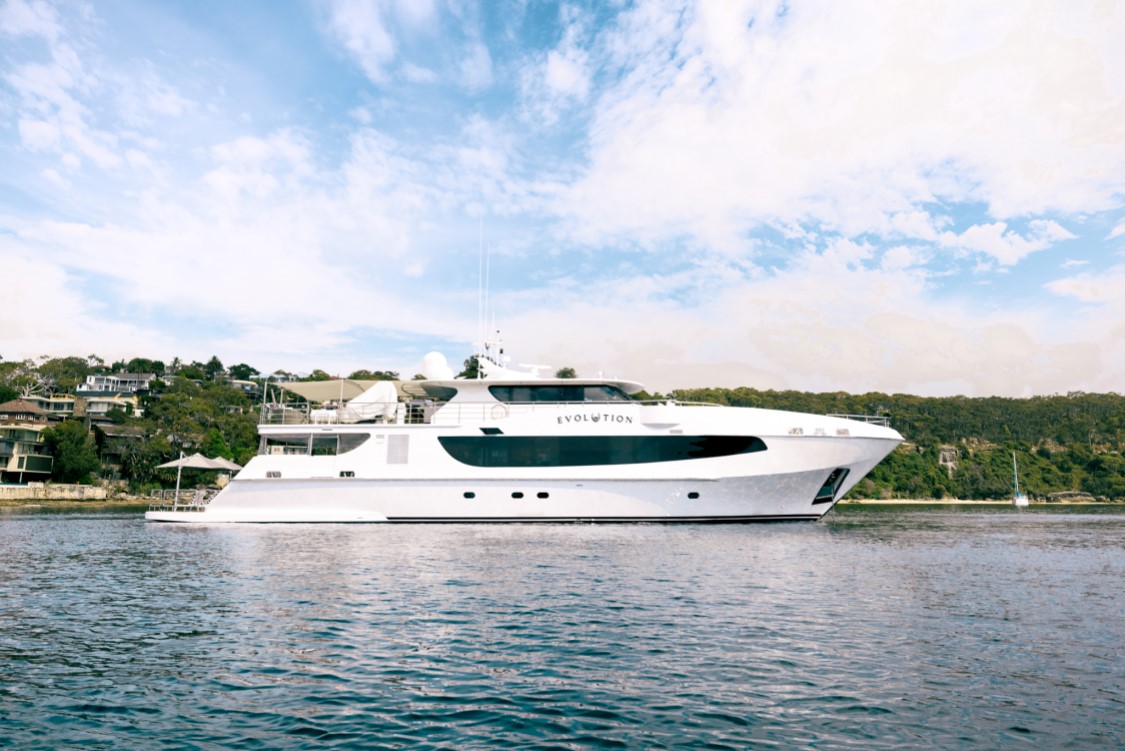 EVOLUTION | Hayman Island Private Charter